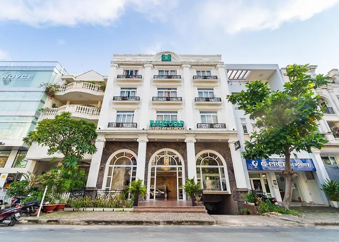Dancentre Luxury Apartment Near Secc Formerly Emerald Hotel & Apartment